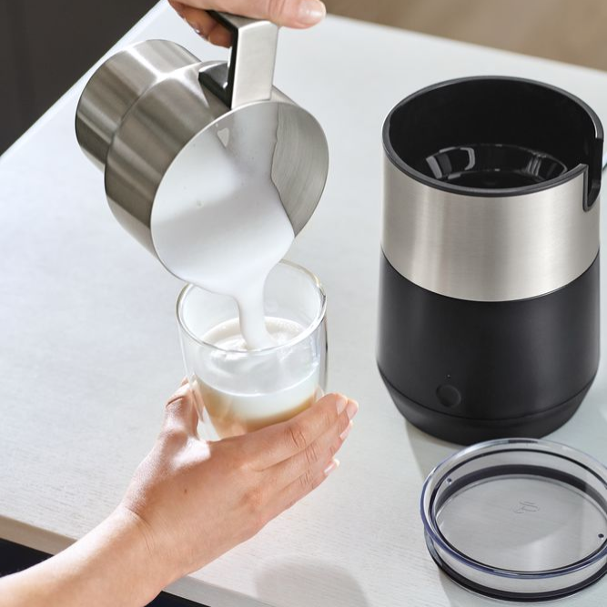 Induction milk frother