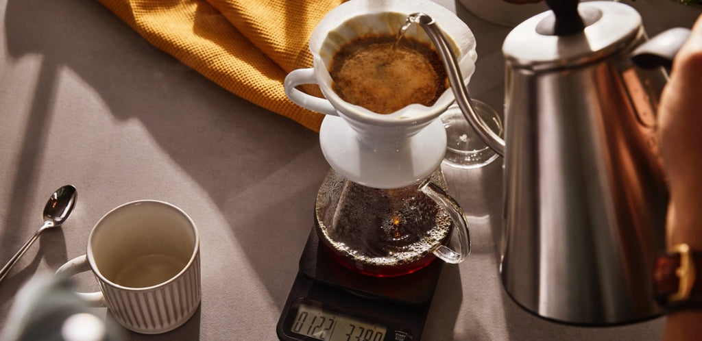 How to Make Moka Pot Coffee - Savor the Flavour