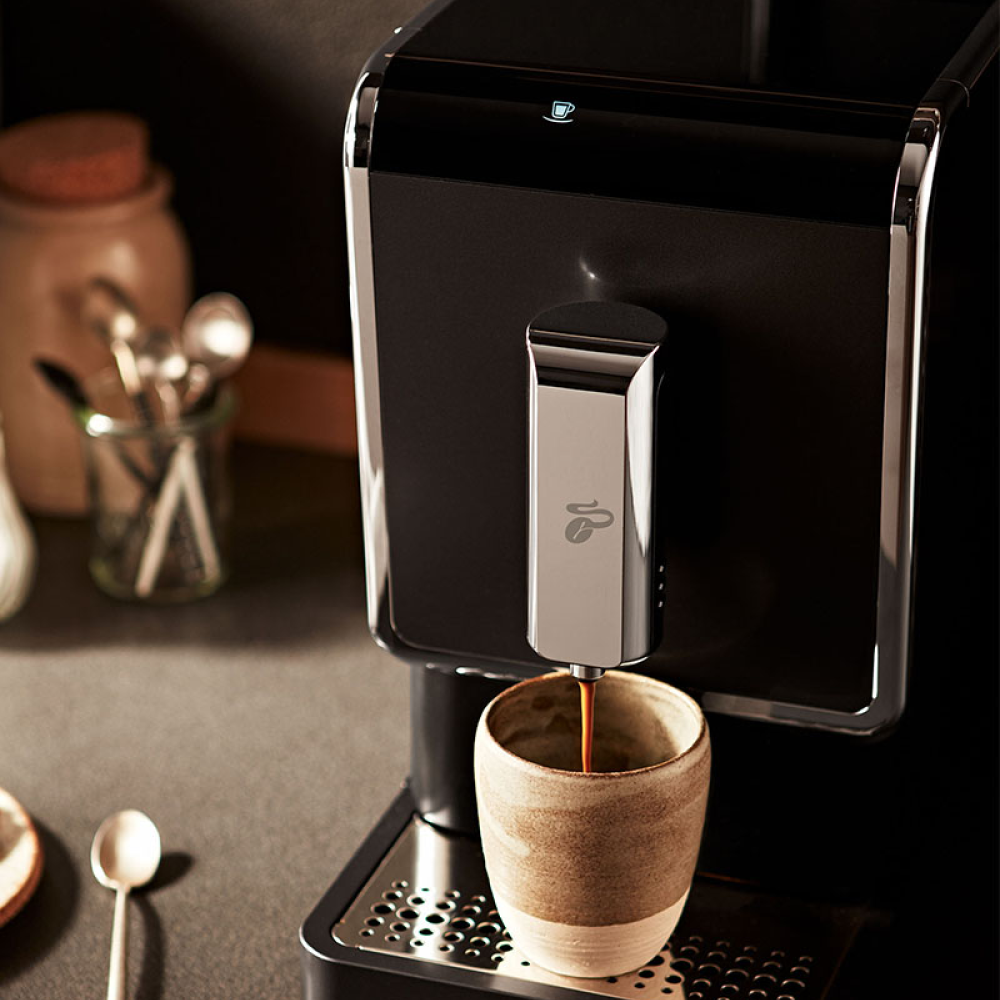 The Tchibo - Coffee & Espresso Machine - Automatic with Grinder